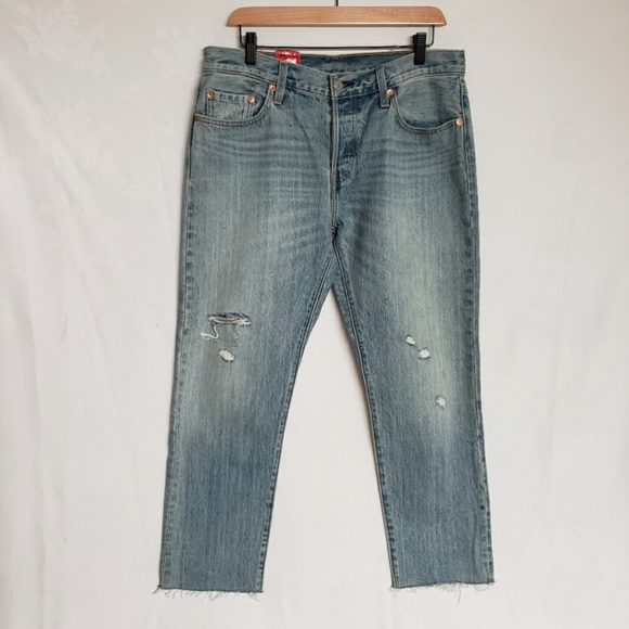 NWT Levi's 501CT Cropped Tappered Jeans - Picture 1 of 7